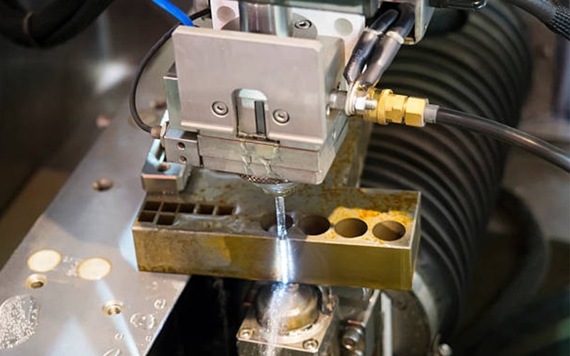 EDM Wire Cutting